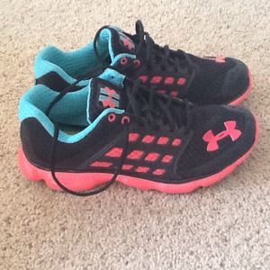 Under Armour micro g connect II