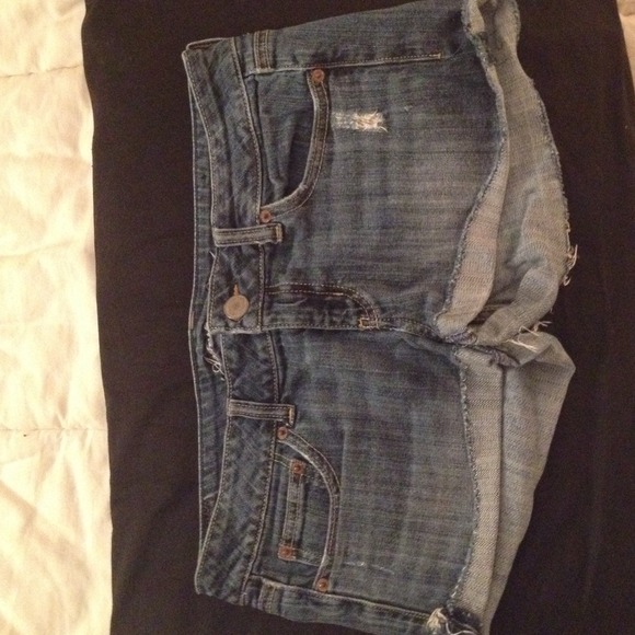American Eagle shortie shorts.