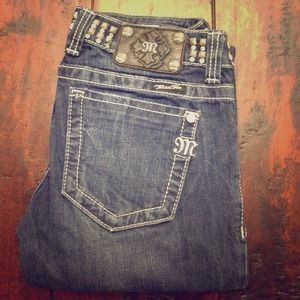 Miss Me straight leg jeans size 27!