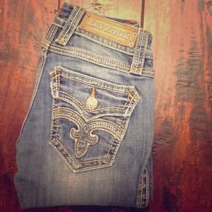 Rock Revival straight leg jeans size 26