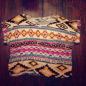 Adorable Aztec top