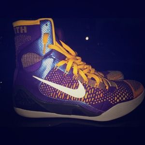 Kobe 9 lakers