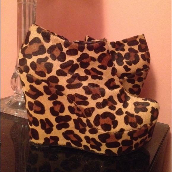 Shoes - Cheetah Wedge Booties Size 8