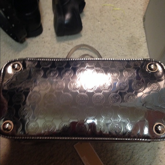 SOLD!!!!👆 - Picture 2 of 3