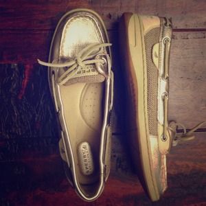 Sperry top siders in a gold/silver size 7.5