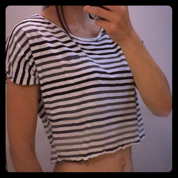 ⚡️1 Day Sale⚡️H&M Crop top