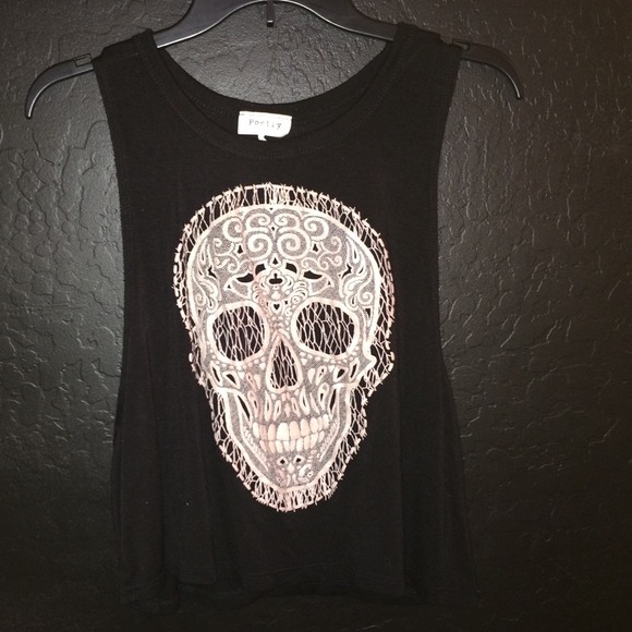 skull tank top - Picture 1 of 4