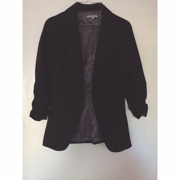 Charlotte Russe 3/4 black blazer