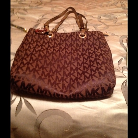 Michael Kors Purse