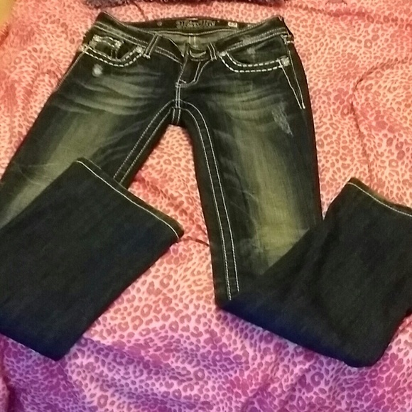 SOLD! - Picture 3 of 4