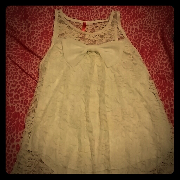 Lace Top. With a bow. NWOT