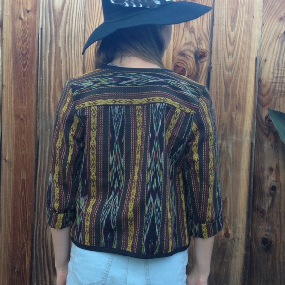 SOLD ⚡Boho Babe HP🌻Tribal Yarndye Crop Bolero - Picture 4 of 4