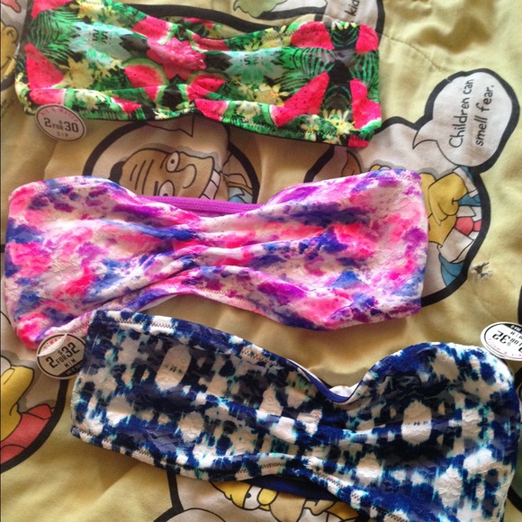 Victoria's Secret 5 Bandeaus - Picture 2 of 2