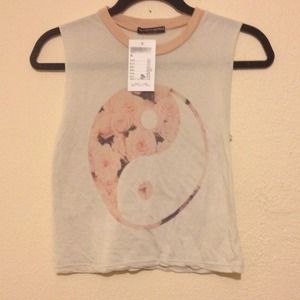 Cropped Brandy Muscle Tee