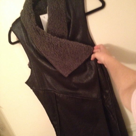 Fur/ leather vest