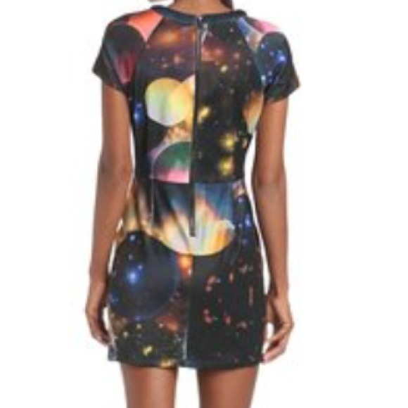 Funktional cosmic dress - Picture 2 of 2
