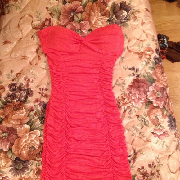 Strapless coral ruched dress