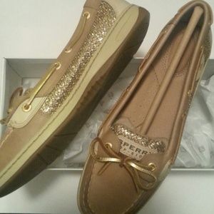 Sperry shoes 7/12 women