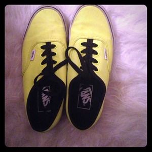 NEON VANS !! 😍