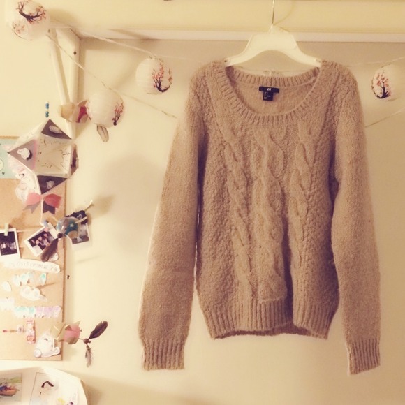 Knit Sweater ❄️