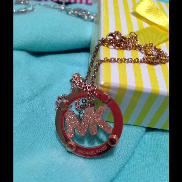 Micheal kors Rose gold long necklace