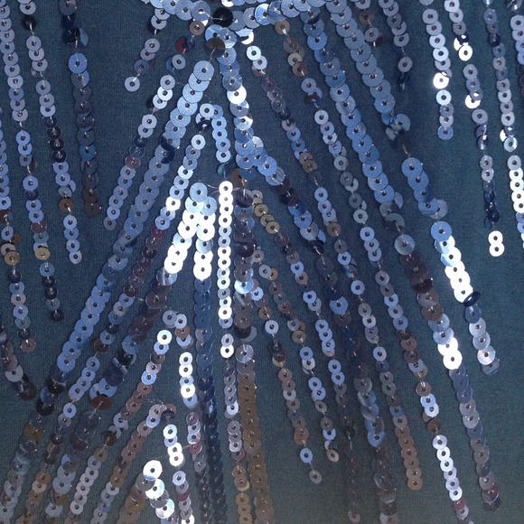 Sparkle Crop Top - Picture 2 of 3