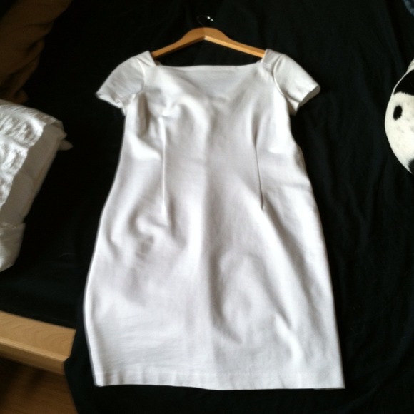 Banana Republic White Stretch Dress: Size 6