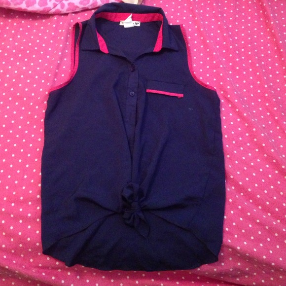 3 shirts Size small -Bundle