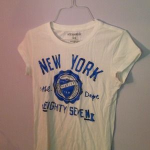 Areopostle graphic tee