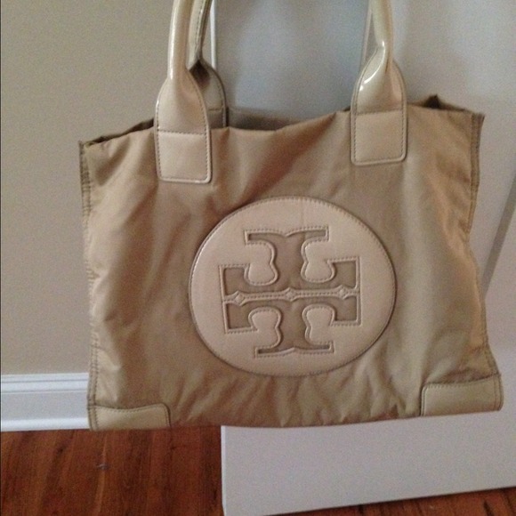 Tory burch tote