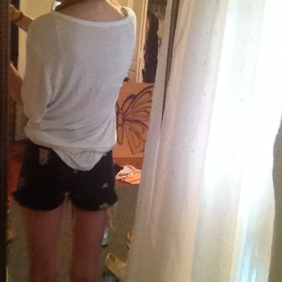 💝Sold💝High Waisted Cut Off Daisy Shorts - Picture 4 of 4