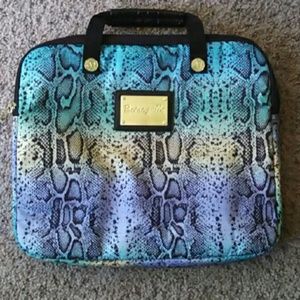 Betsey Johnson laptop bag