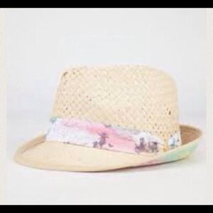 2 Fedora bundle for Nicole