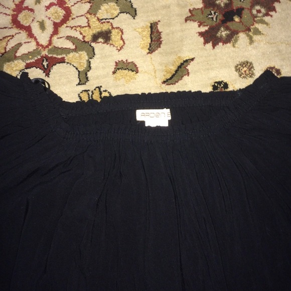 Arden B Top - Picture 3 of 4