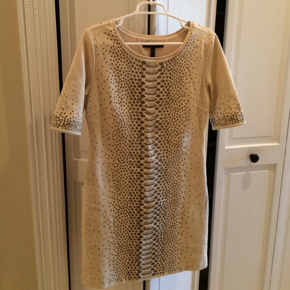 Great dress with sequins: dress up or down!