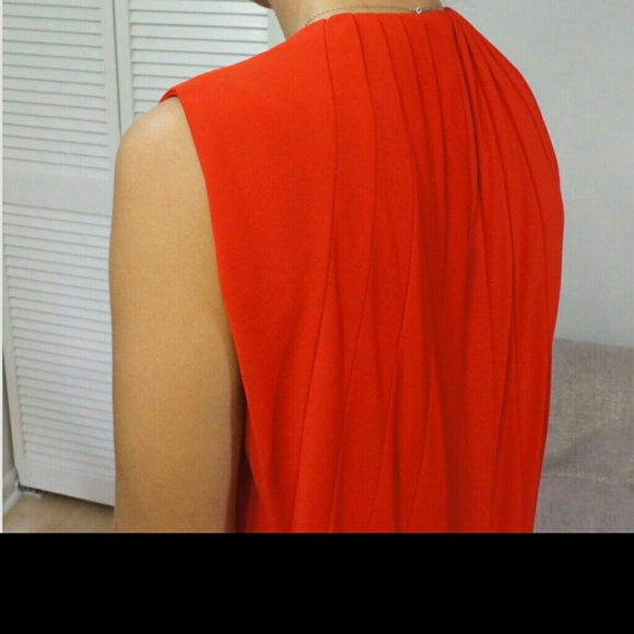 Iconic red GUCCI sleeveless pleated cocktail dress - Picture 3 of 4