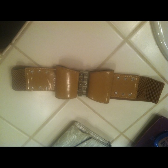 Vintage S &P tan elastic belt now