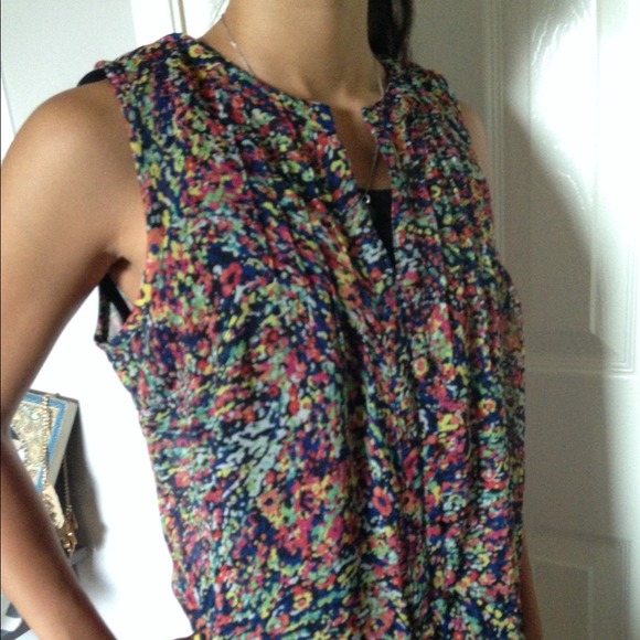 NWOT never worn! Flower patterned top