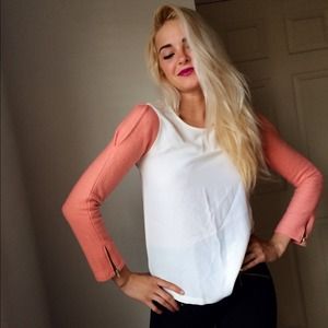 Vintage 1980s Pretty in Peach Blouse