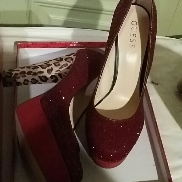 *SOLD* Platform leopard heels - Picture 4 of 4