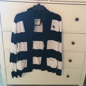 ***TRADED**** Abercrombie cardigan