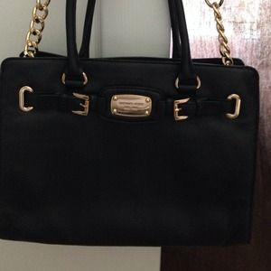 michael kors black leather purse with gold hardware