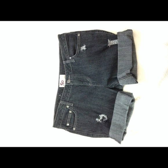 Dark wash Shorts. - Picture 1 of 1