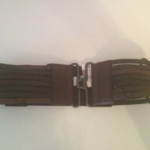 Jessica Simpson belt