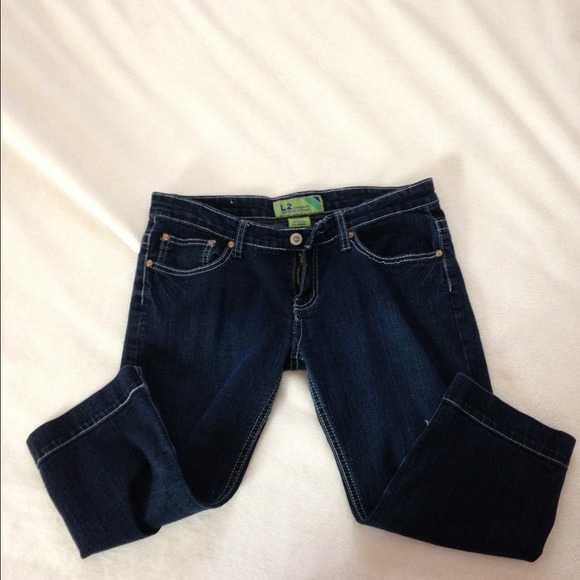 Darkwashed capris - Picture 1 of 2