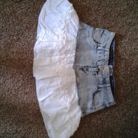 Distressed denim and white mini