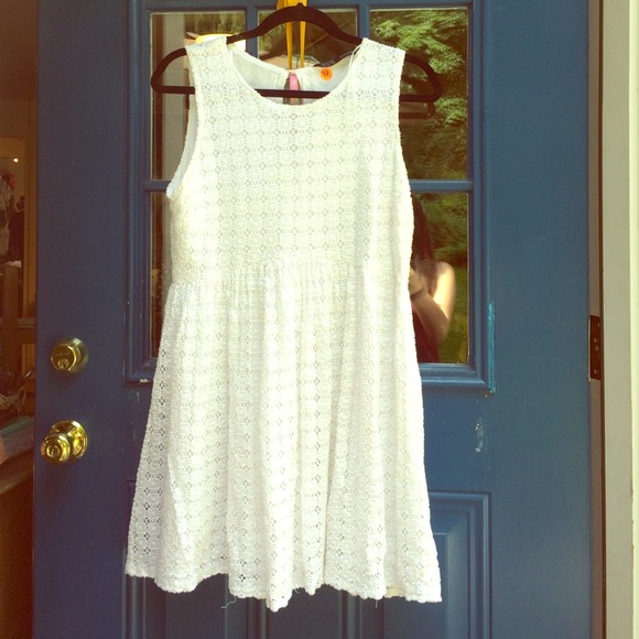 White Zara dress L. SOLD