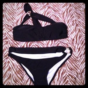 NWT asymmetrical one shoulder cutout bikini Sz lg