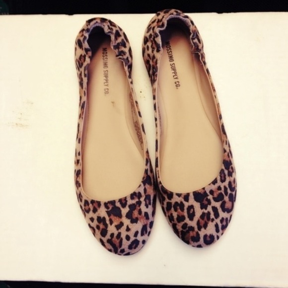 🚫SOLD 👣🐆Leopard Flats