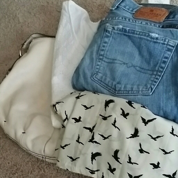 Bundle for @daisyhedo